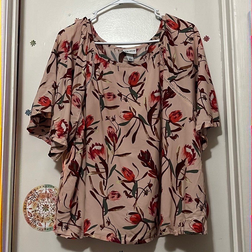 Ava & Viv Floral blouse